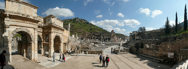 <span class='sliderText'><h1>FULL DAY EPHESUS TOUR</h1> </span>  <span class='sliderFiyat'>(<strong>1</strong> Days) 65.00$</span>